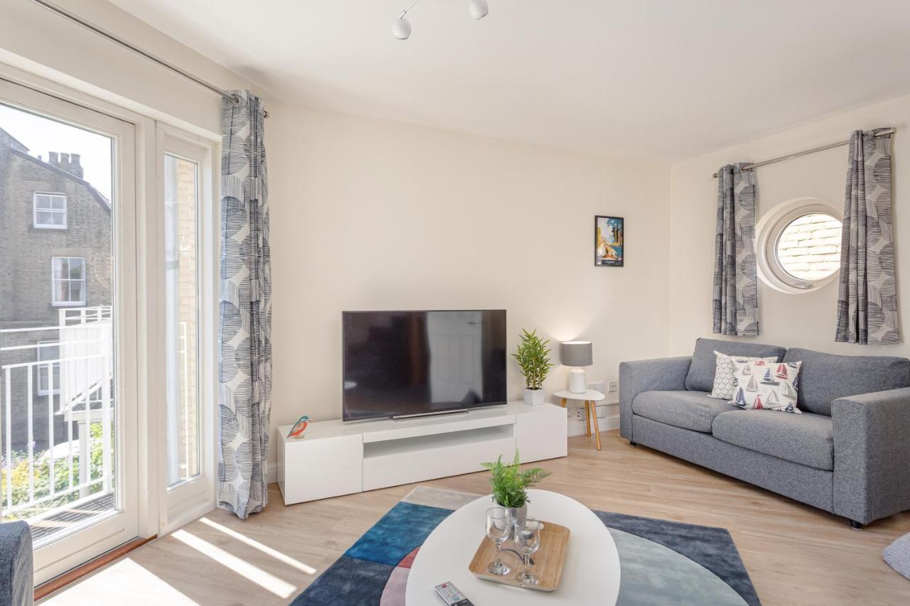2 Bedroom City Centre Townhouse - With Parking Cambridge  Exterior photo