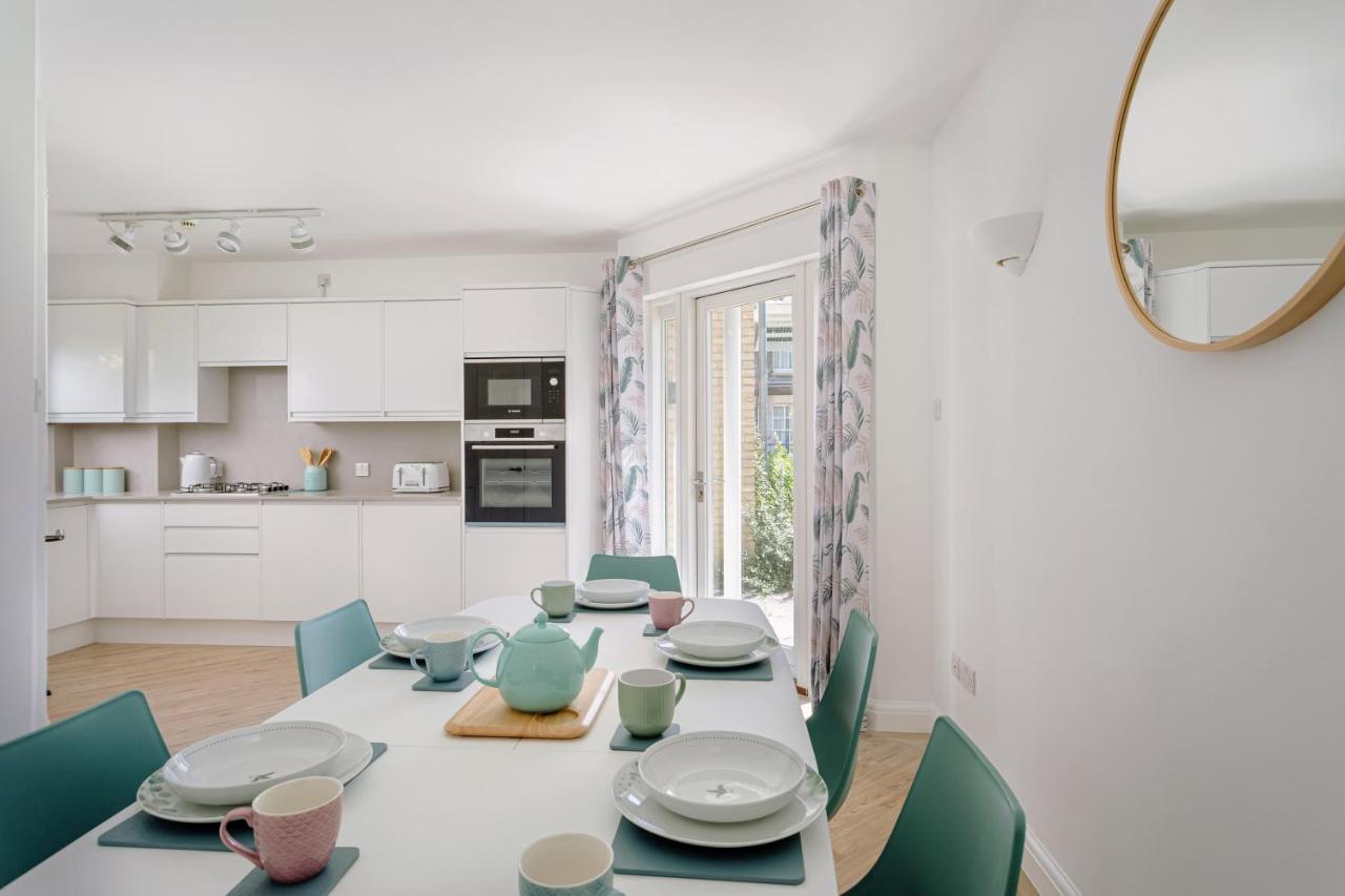 2 Bedroom City Centre Townhouse - With Parking Cambridge  Exterior photo